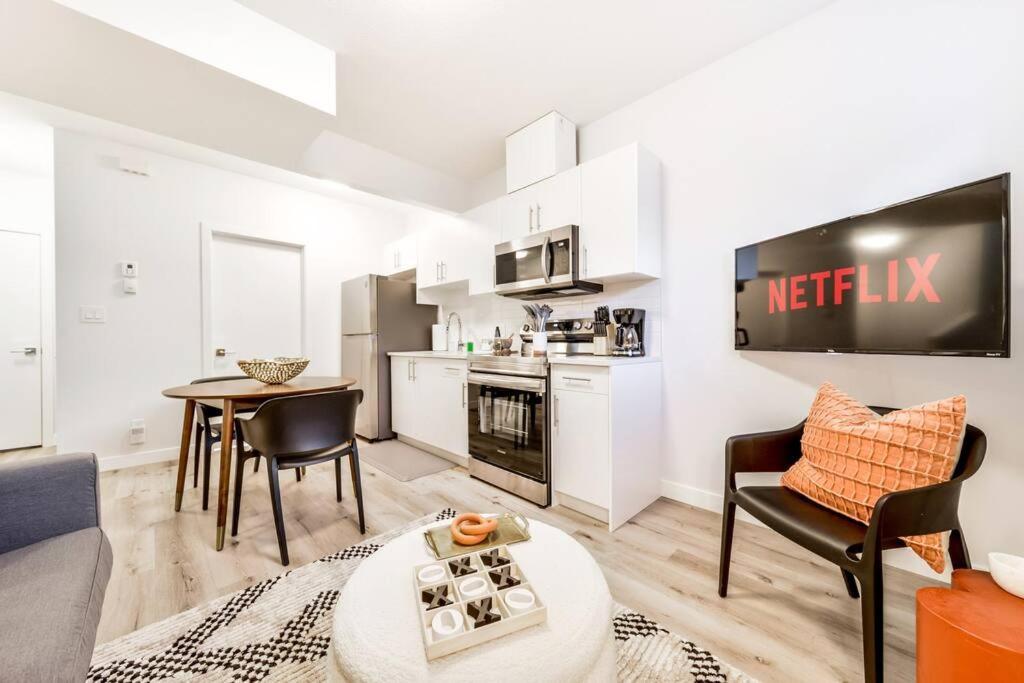 Cozy Nordic Utopia, Bsmt Suite Near Wem & Dt, King Bed, Wifi Edmonton Ngoại thất bức ảnh